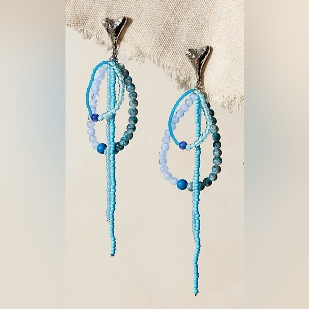 NWT Free People Reese Dangle Earrings in Mixed Sky Blue